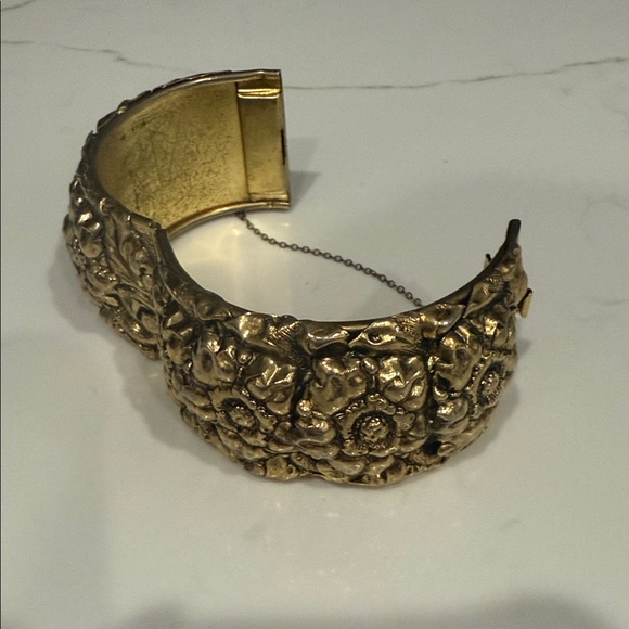 Whiting and Davis Bangle Floral Bracelet With Safety Chain - Picture 8 of 9